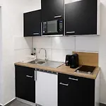Lejlighed Durdi - Serviced - 24h Self-check-in & Parking *