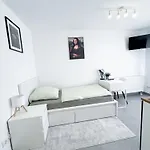 Lejlighed Durdi - Serviced - 24h Self-check-in & Parking *