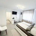 Lejlighed Durdi - Serviced - 24h Self-check-in & Parking Groß-Zimmern