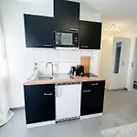 Durdi - Serviced - 24h Self-check-in & Parking