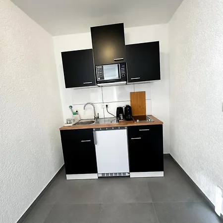 Apartment Durdi - Serviced - 24h Self-check-in & Parking