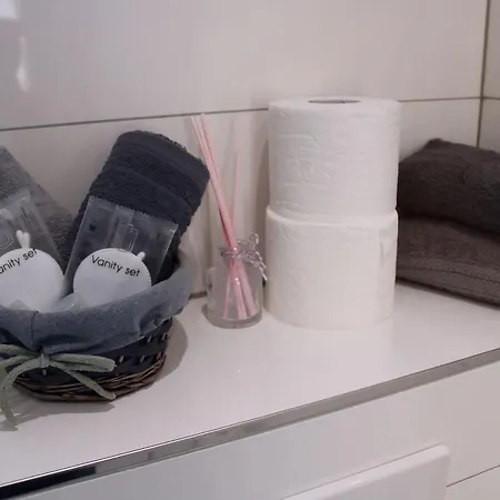 Apartment Durdi - Serviced - 24h Self-check-in & Parking Gross-Zimmern