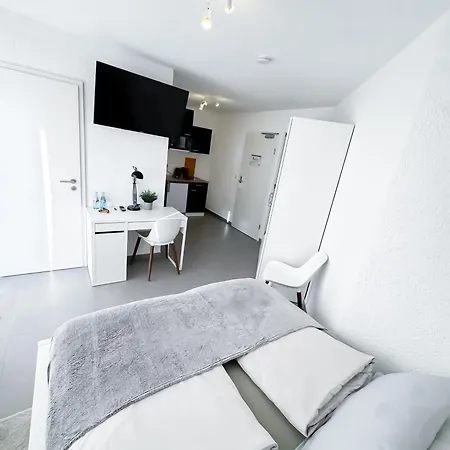 Durdi - Serviced - 24h Self-check-in & Parking * Gross-Zimmern