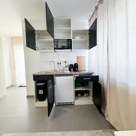 Apartment Durdi - Serviced - 24h Self-check-in & Parking *
