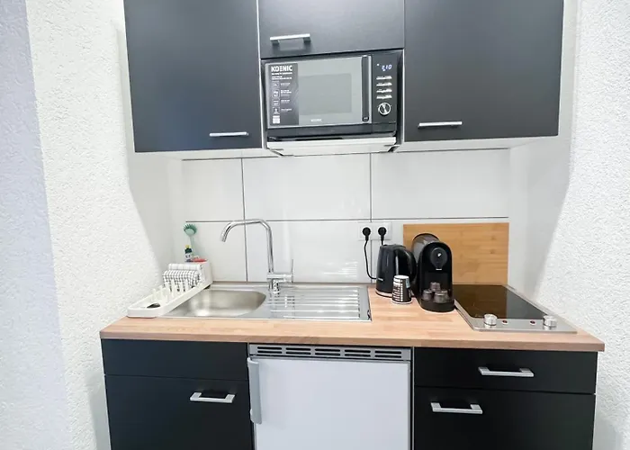 Apartment Durdi - Serviced - 24h Self-check-in & Parking Gross-Zimmern