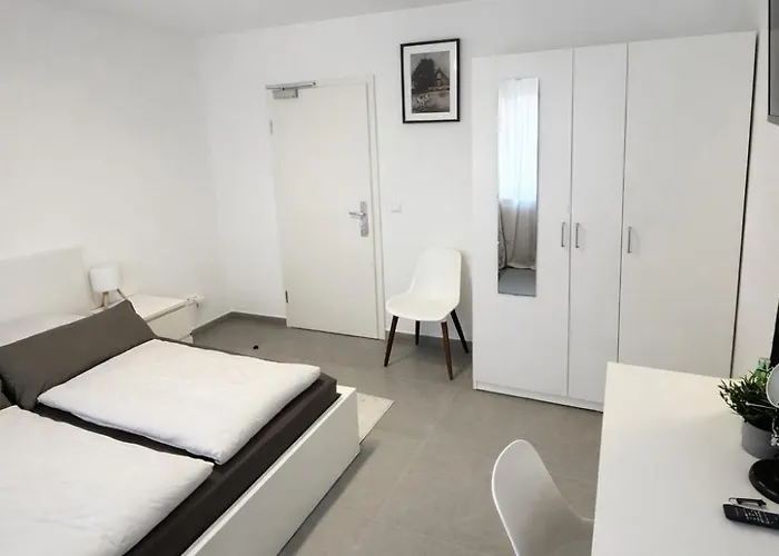 Durdi - Serviced - 24h Self-check-in & Parking * Gross-Zimmern