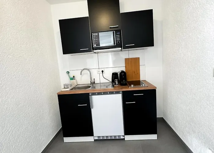 Apartment Durdi - Serviced - 24h Self-check-in & Parking