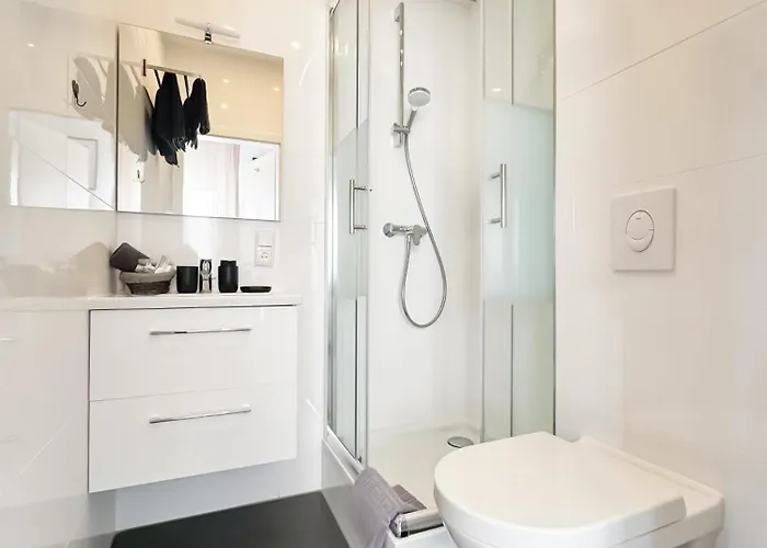 Durdi - Serviced - 24h Self-check-in & Parking *